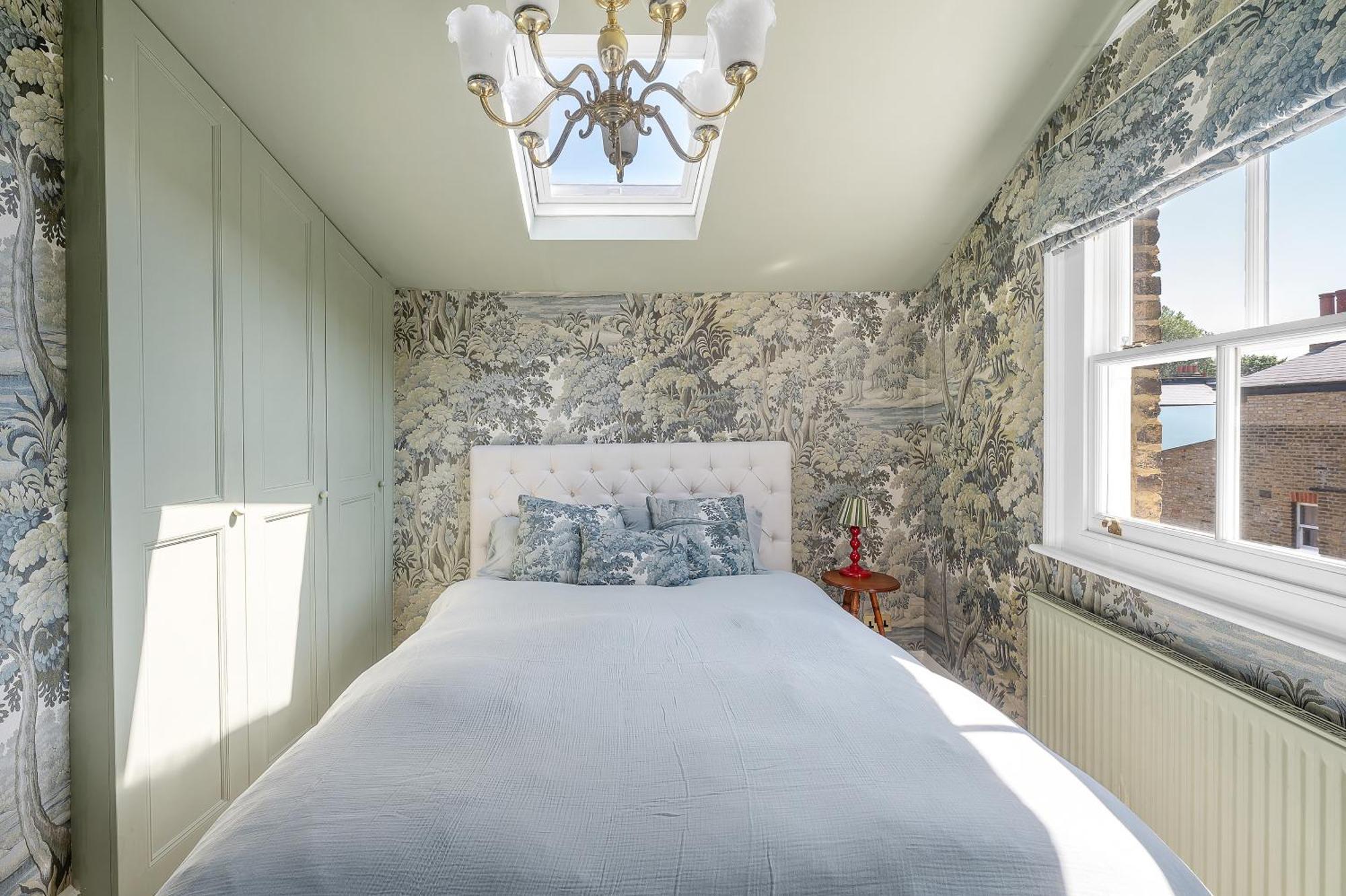 Casa vacanze Blossom House New 3bed House In Barons Court *