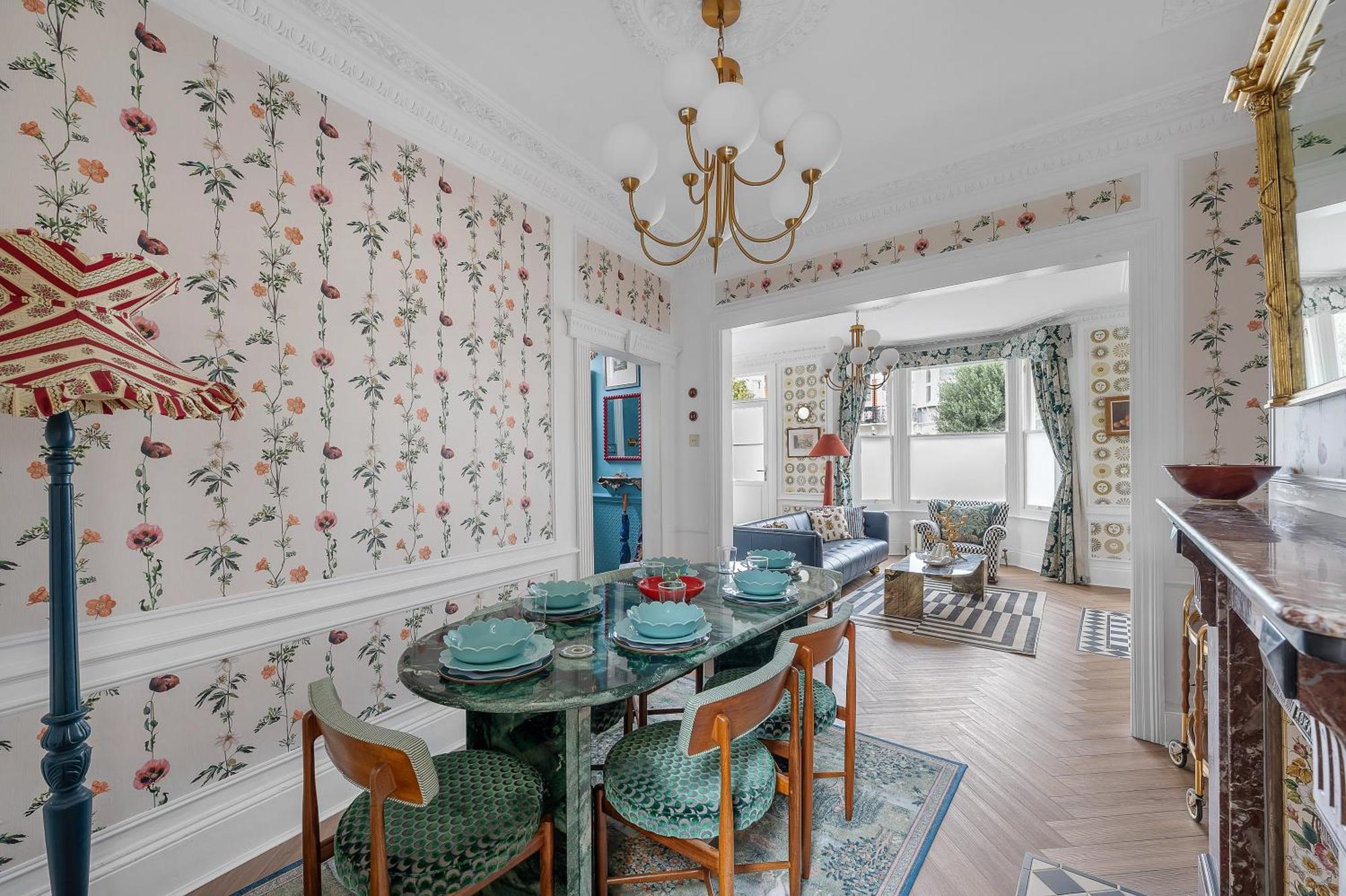 Blossom House New 3bed House In Barons Court *